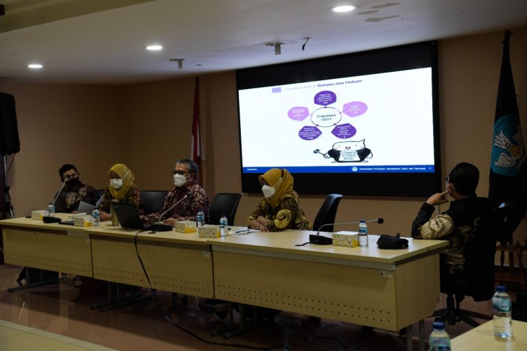Badan Bahasa Tetapkan Vaksin Sebagai Kata Tahun Ini (KTI) 2021