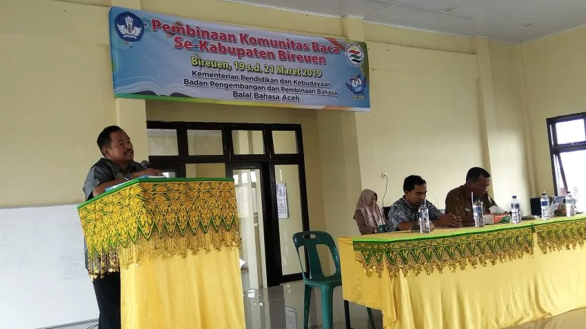 Pak Muis ketika menyampaikan sambutan